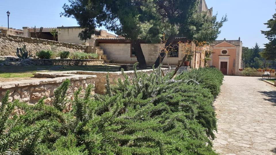 Apart-hotel Masseria Santa Lucia