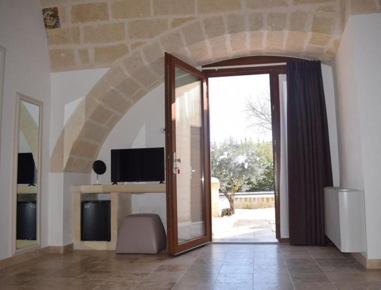 Masseria Santa Lucia *